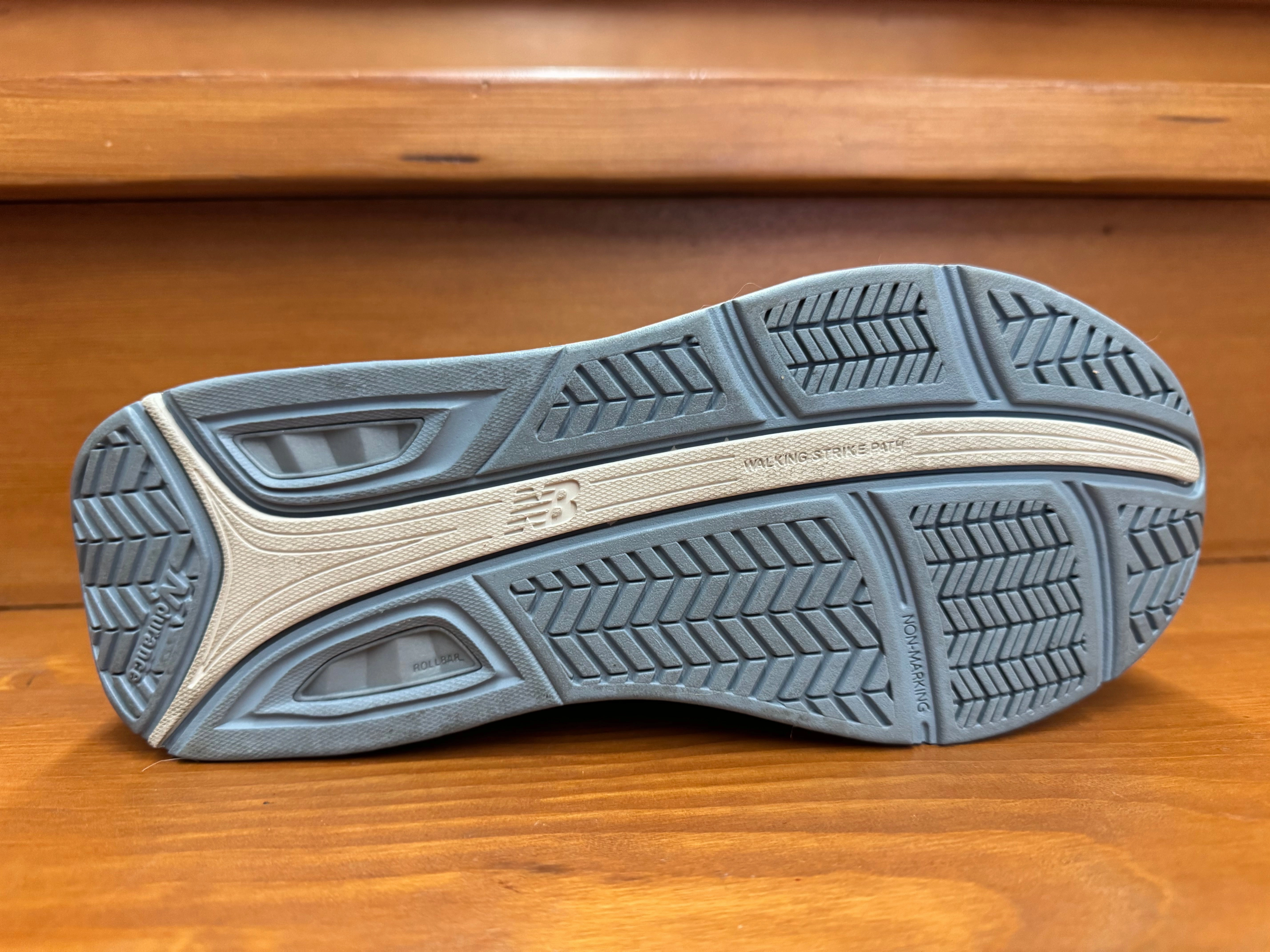 New Balance WW928GR3 Grey Low Top Design