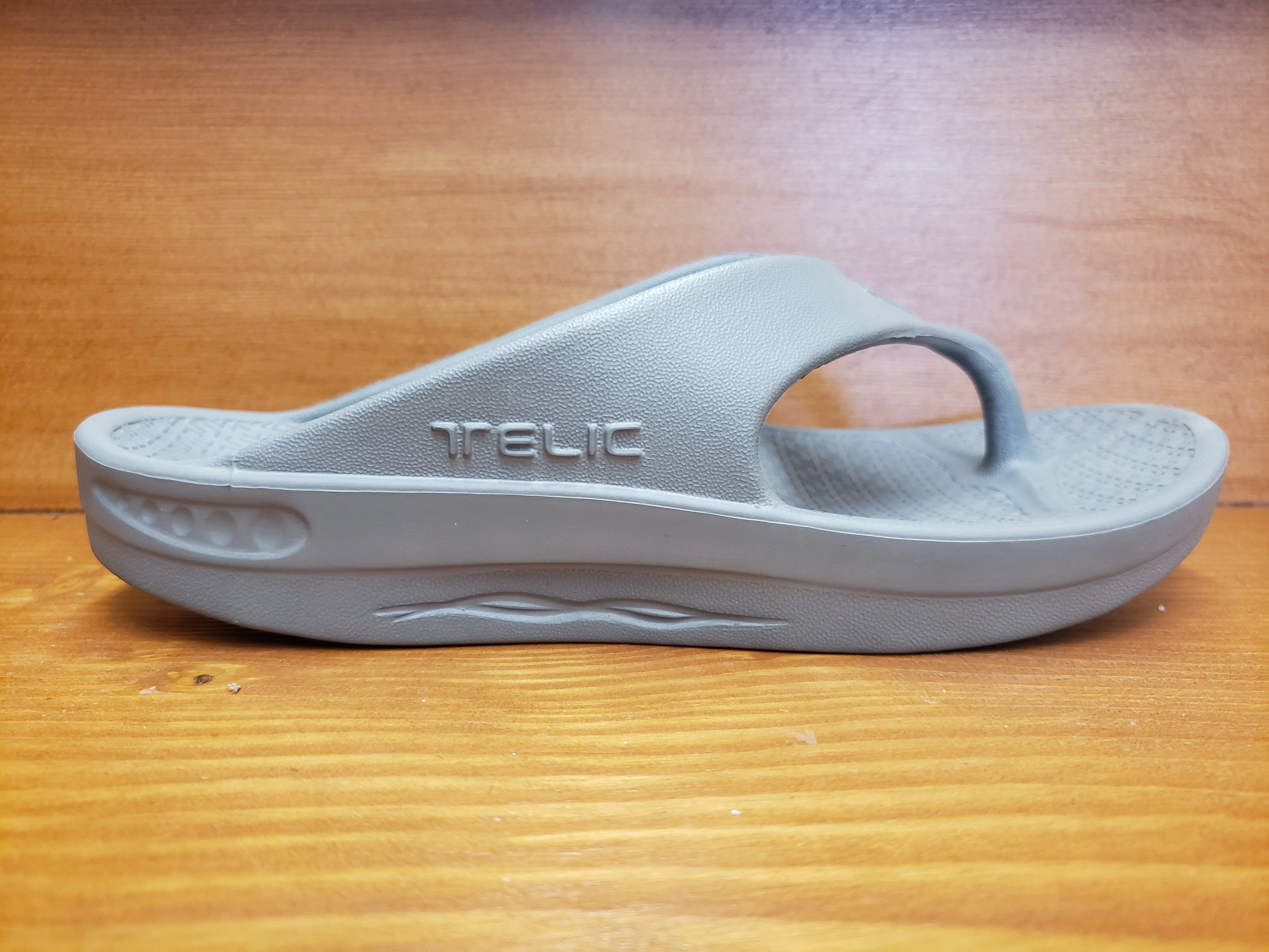 Telic Flip Dolphin Grey L-4XL Wide Strap Synthetic