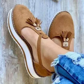 2020 Women Flat Shoes Thick Sole Platform Shoes Fringe Spring Tassels Fashion Summer female shoes gift for girls Leather Pointed Toe Flat Shoes