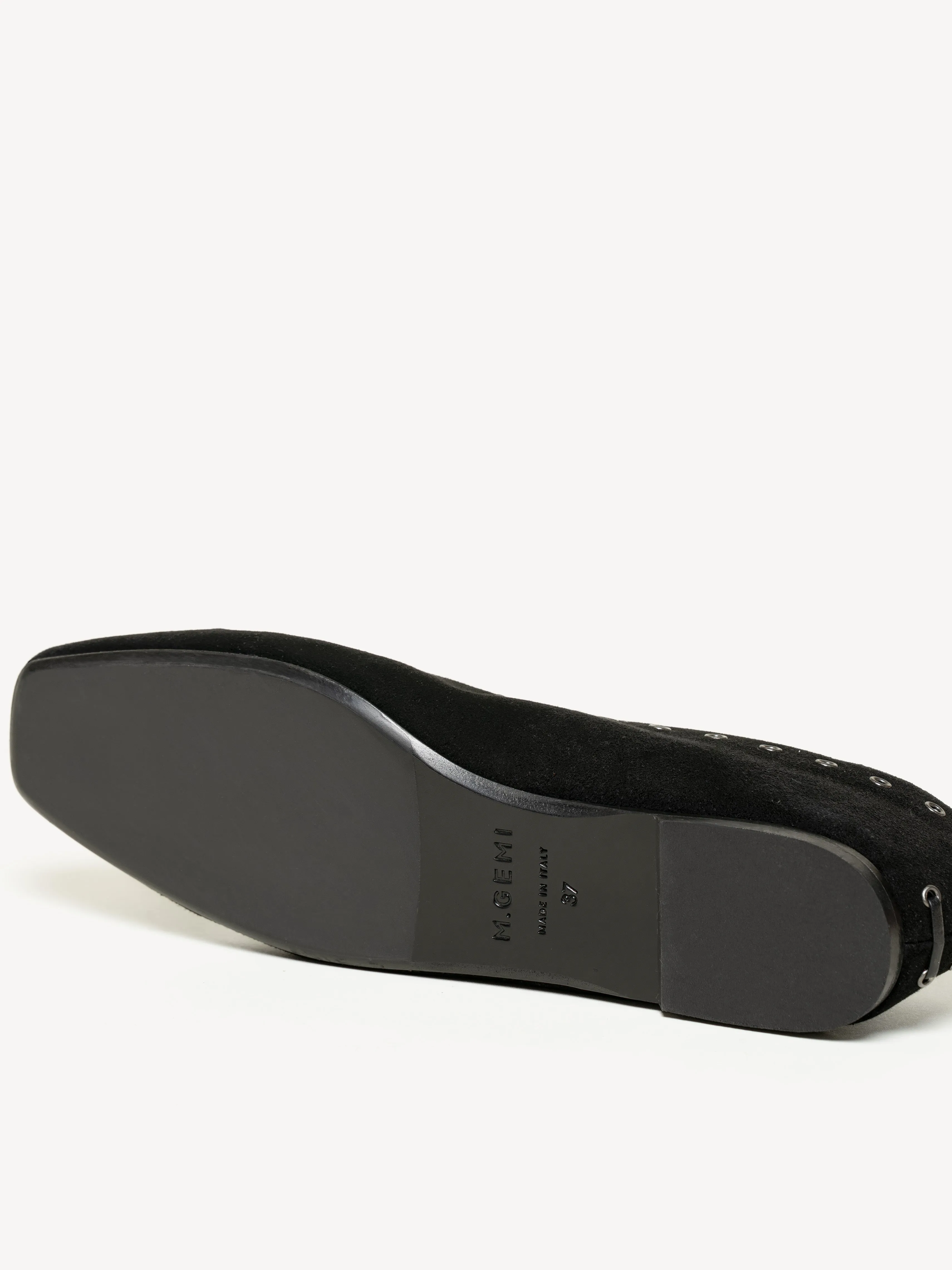 The  Mina Most Comfortable Tennis Shoes For Over 50 Feet