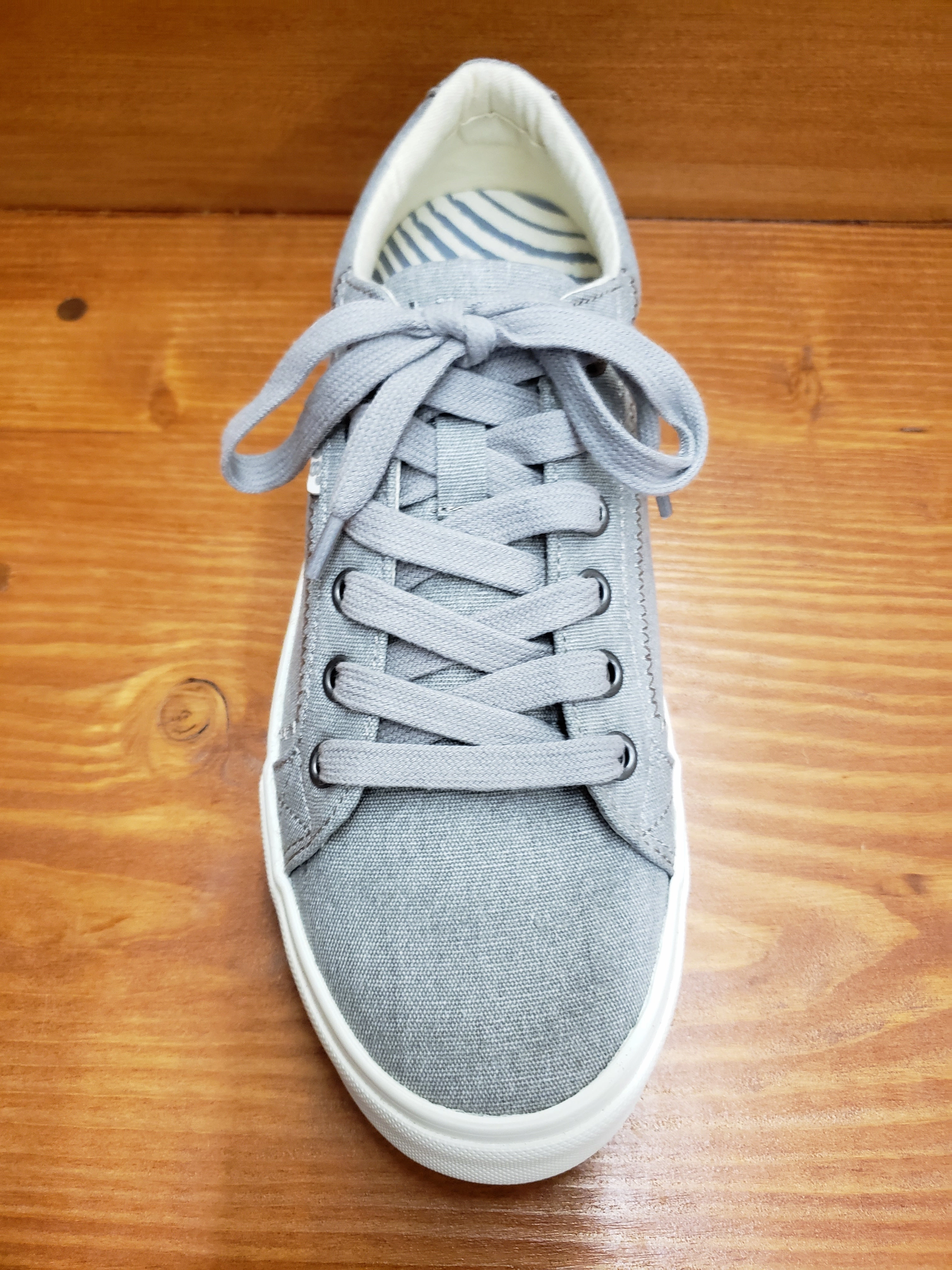 Taos Plim Soul Grey washed canvas ideal for exercise cross - training