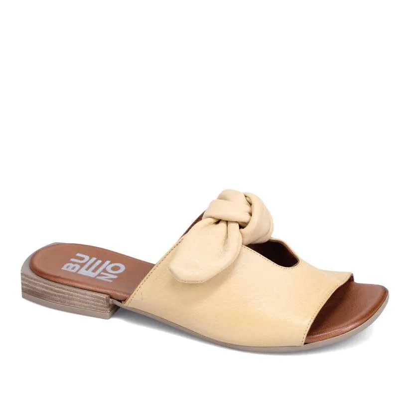 Comfortable Adventure Shoes Open Toe Footwear Bueno Audrey - Tan