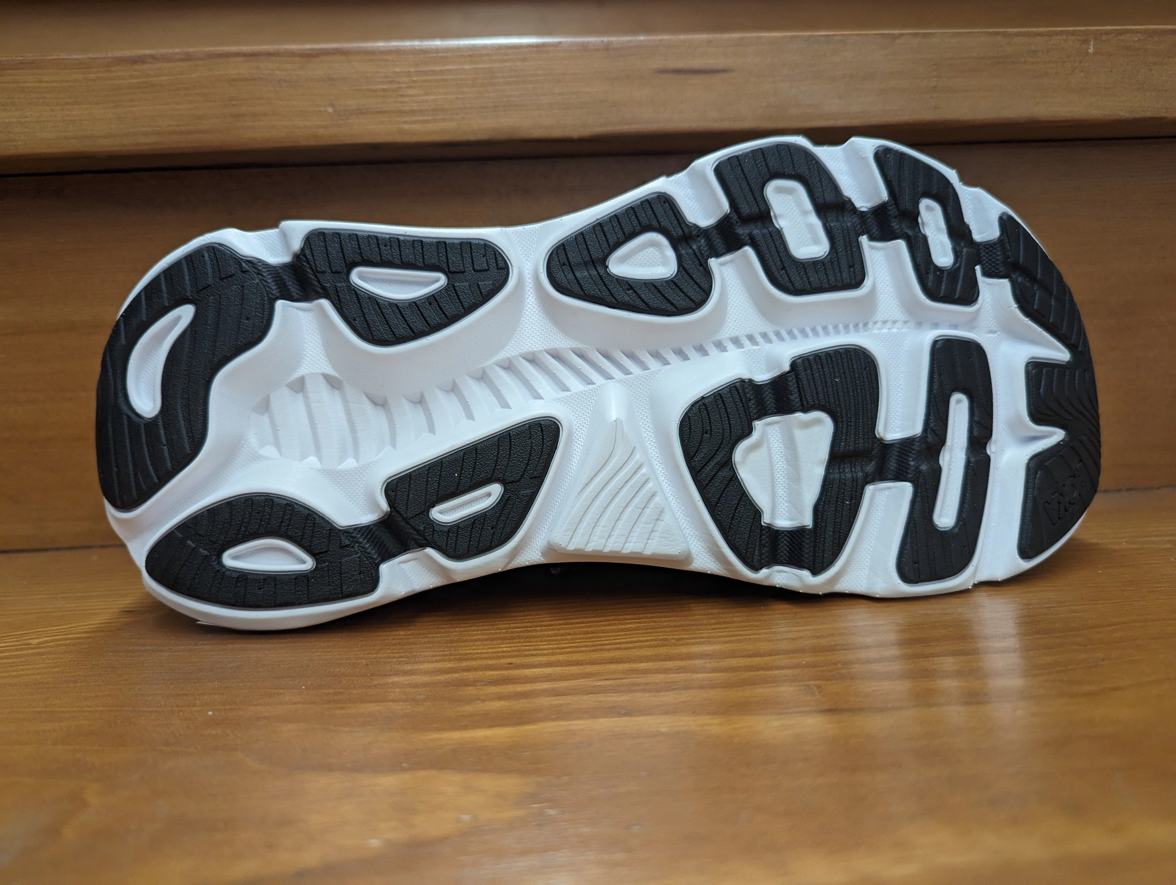 Hoka Gaviota 5 Limestone/Diva Blue 1127929-LDVB &1134234-LDVB Gym Street