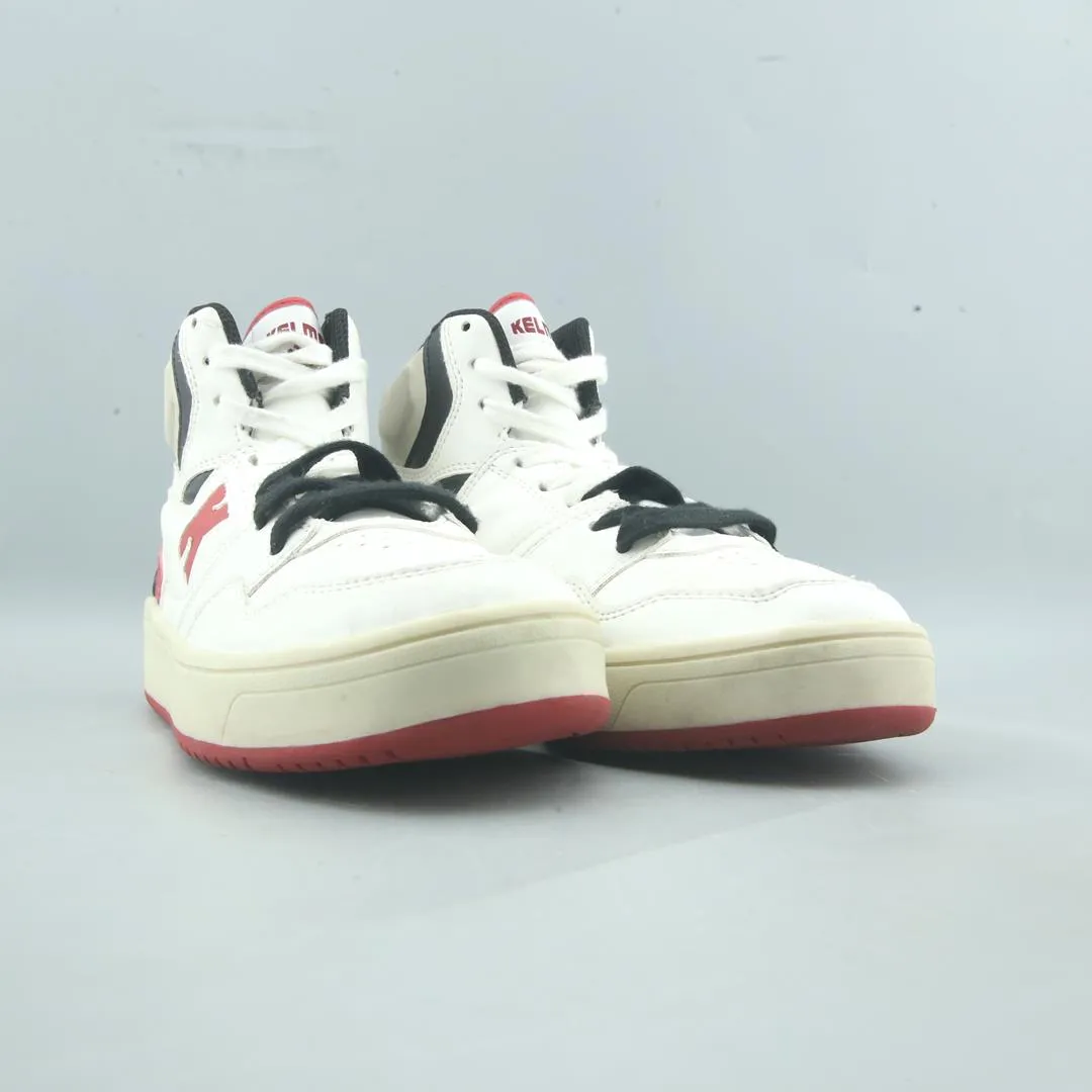 Tough Mudder Sneakers KELME  .