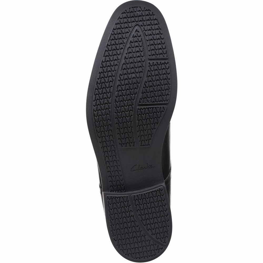 Knit Upper Clarks Howard Walk Lace Shoes