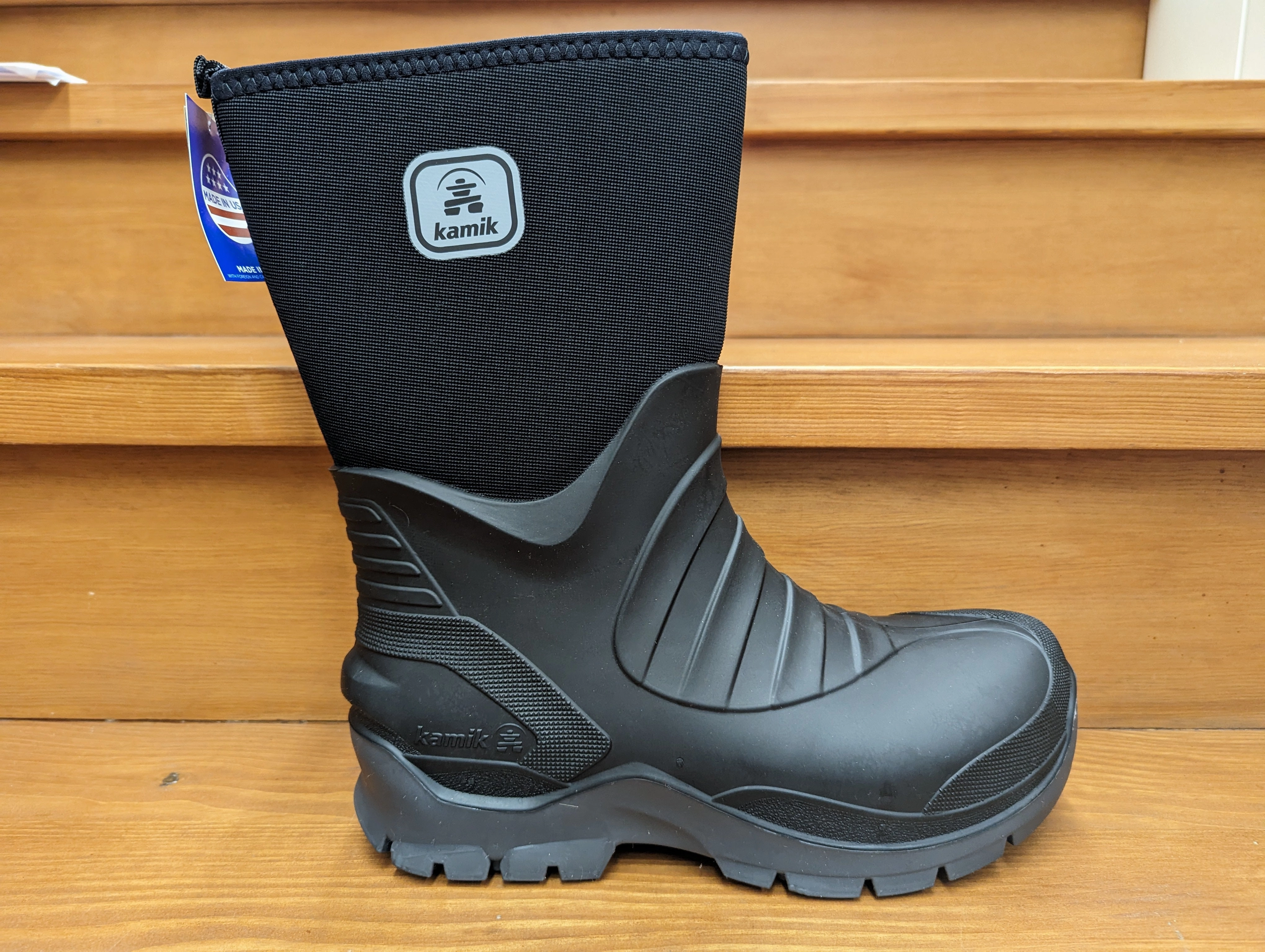 Punk Bold Comfortable Kamik Shelter BLack EK0023