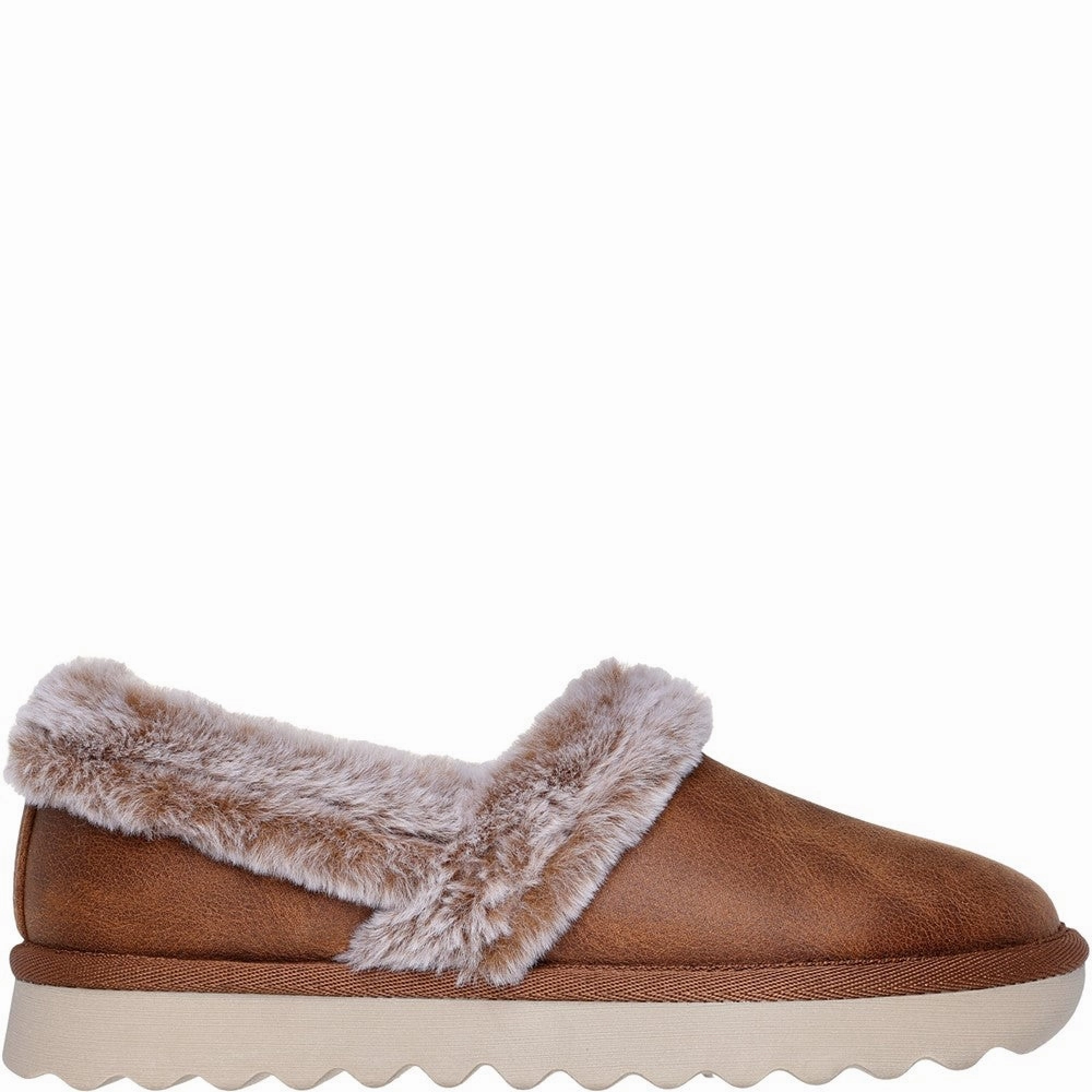 Streetwear Look Skechers Cozy Up Slippers