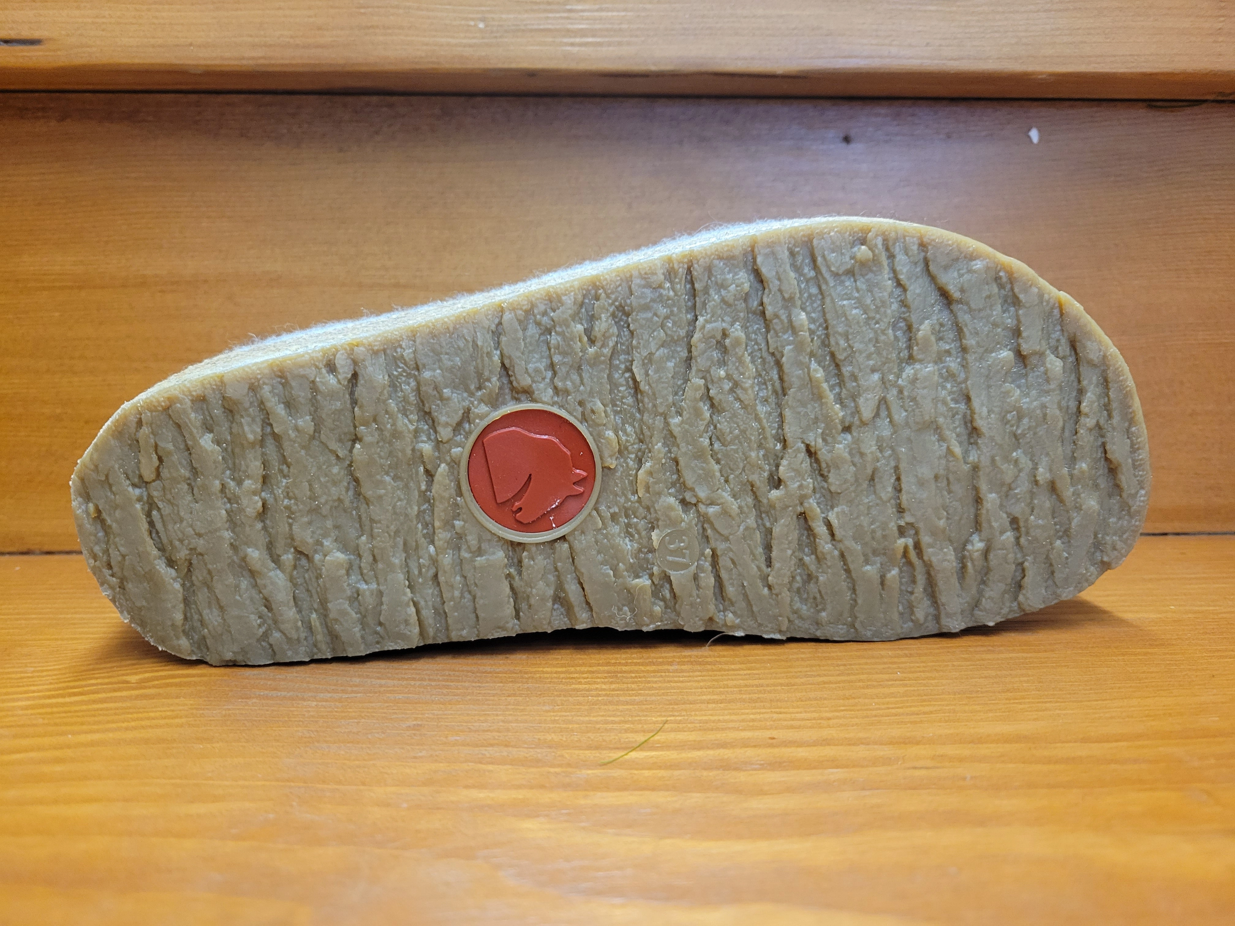 Lake Jog Haflinger Winterbird Silver grey 731089-84