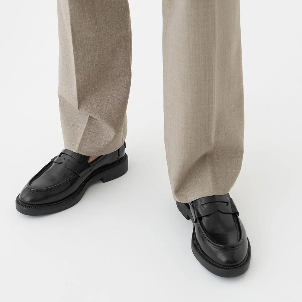 Vagabond Women's Alex W Loafer in Black Polished Leather Shoes Loafers Leather