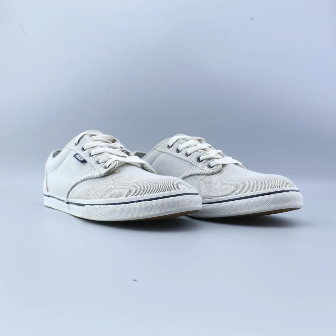 Square Toe Sneakers VANS AUTHENTIC