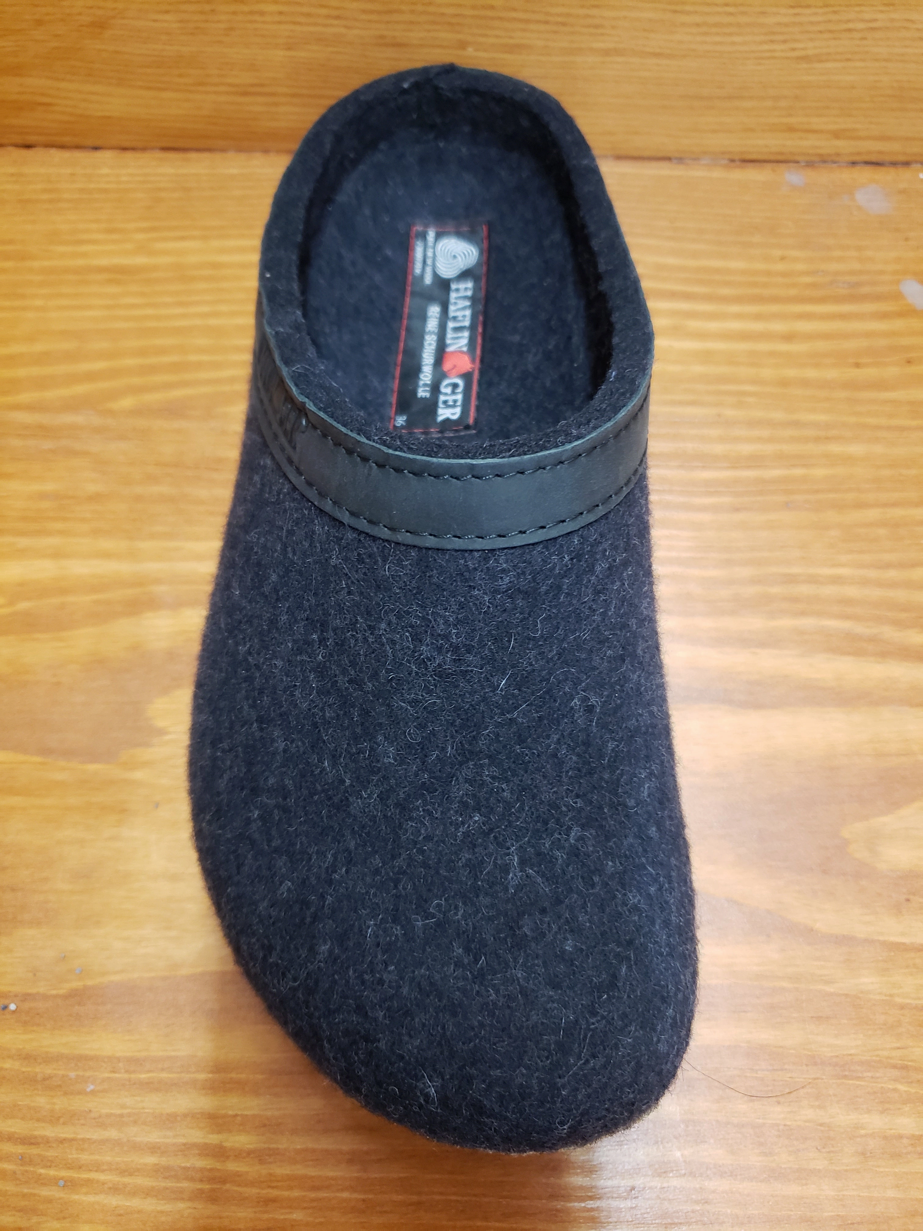 Stair Run Moisture   Wicking Haflinger GZL charcoal 713001-77