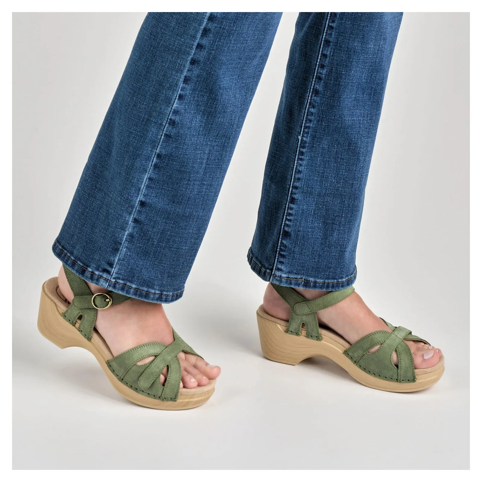 Suede Women's Dansko, Season Sandal