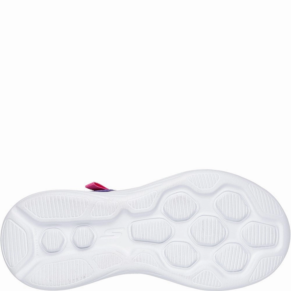 Tunnel Step Skechers Go Run 400 V2 Trainers