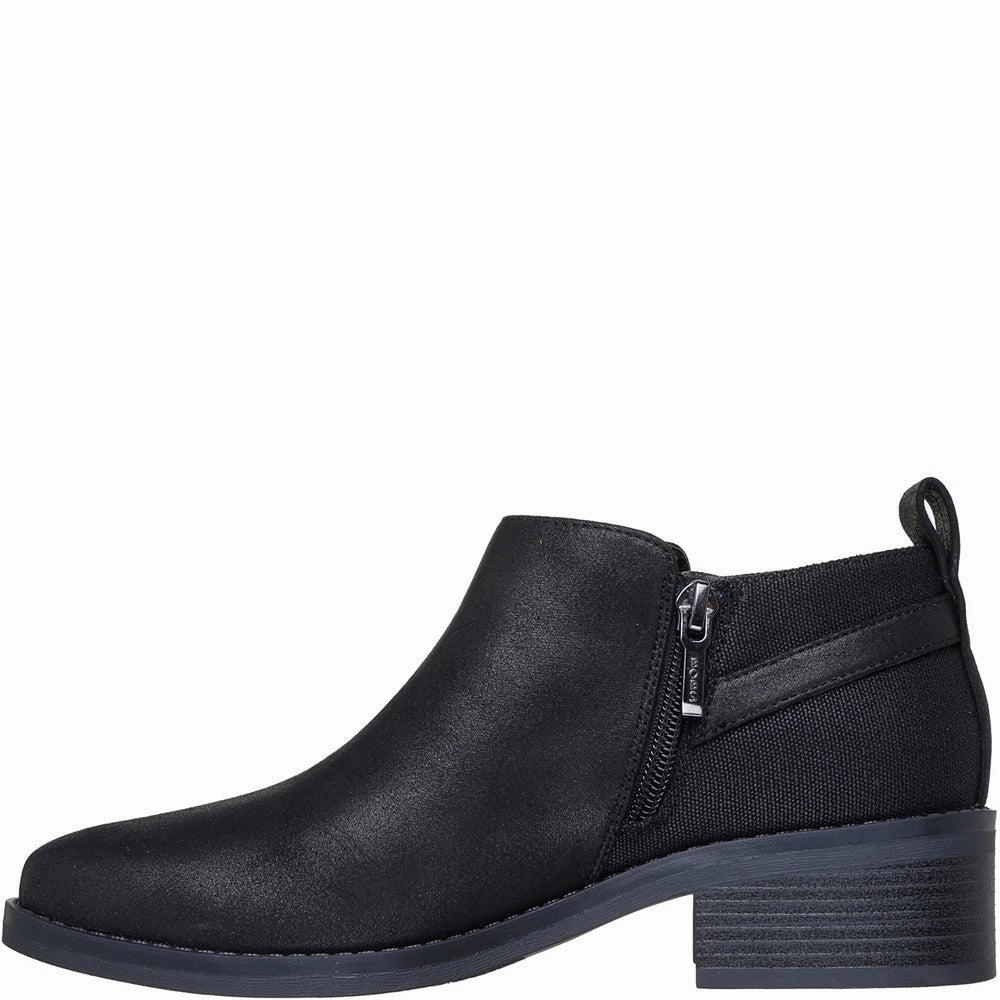 Group Pace Skechers BOBS Wander Luxe Boots