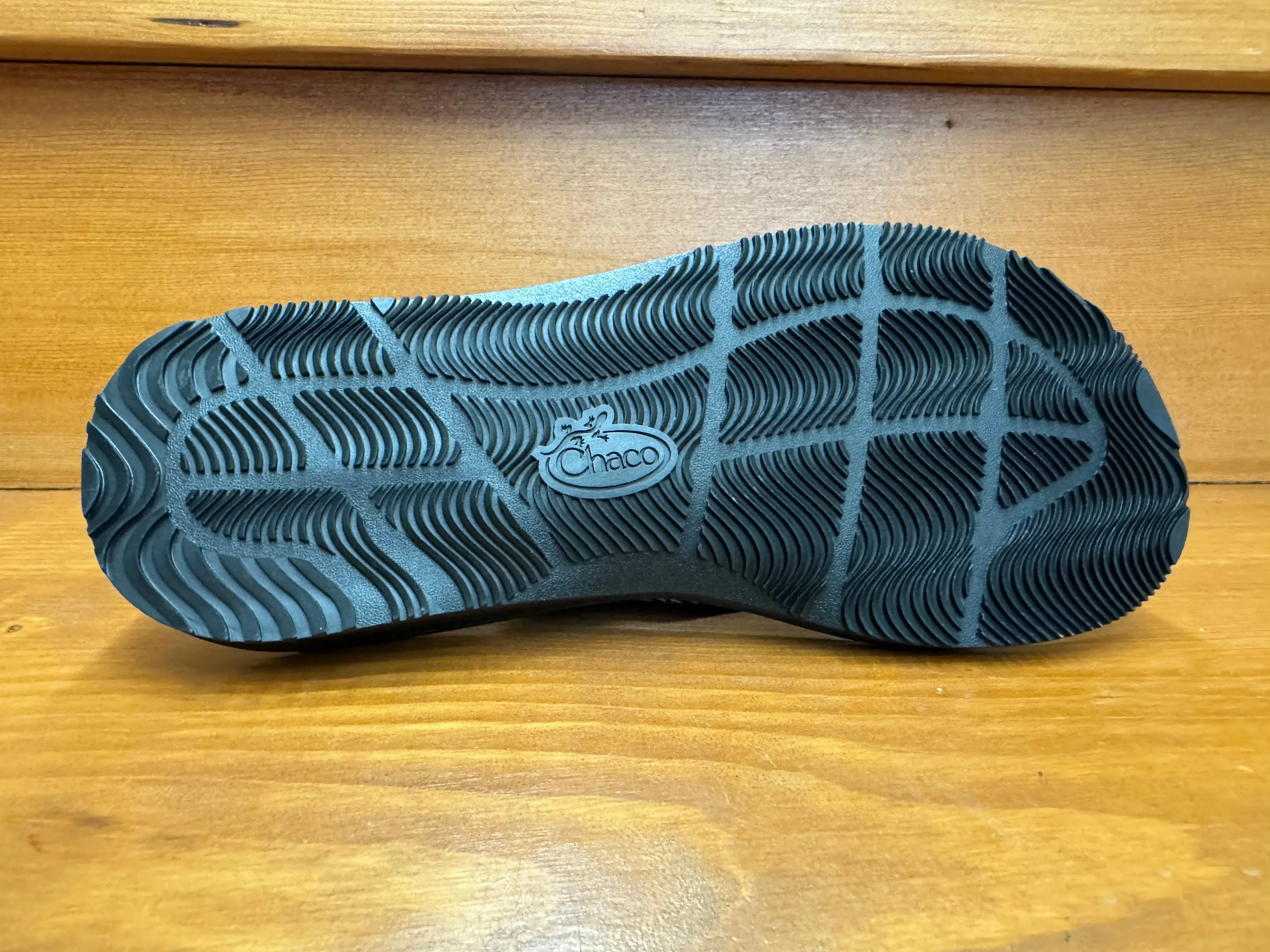 Weekend Walk Chaco Classic flip Everley B&W JCH109700Z