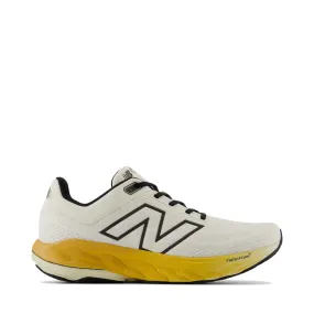 New Balance Men's Fresh Foam X 860v14 Sneaker in Sea Salt with Angora and Dried Apricot New Balance Lindor 2