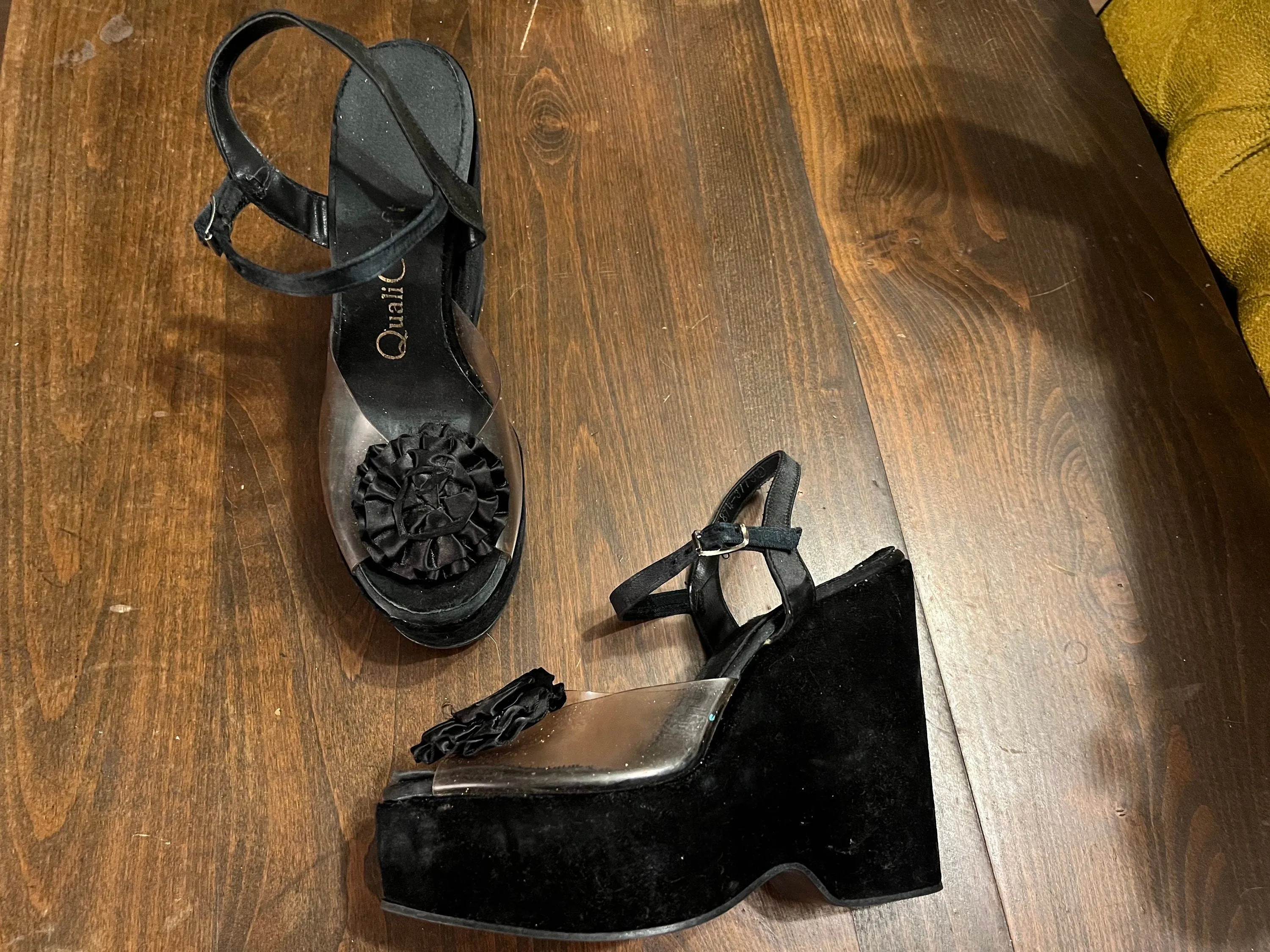 Asics Knit Shoes Vintage 70's black velvet platform shoes 7 B