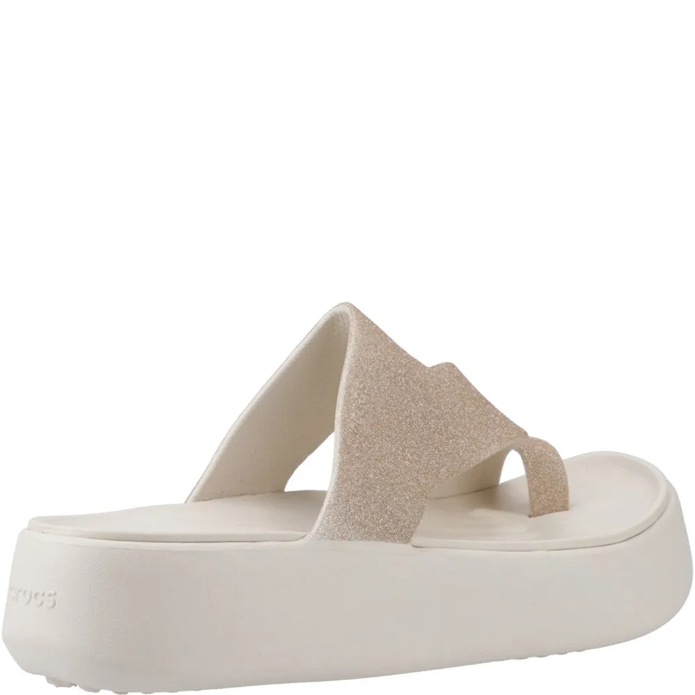 Snack Run Adjustable Walking Shoes Crocs Getaway Toe Loop Platform