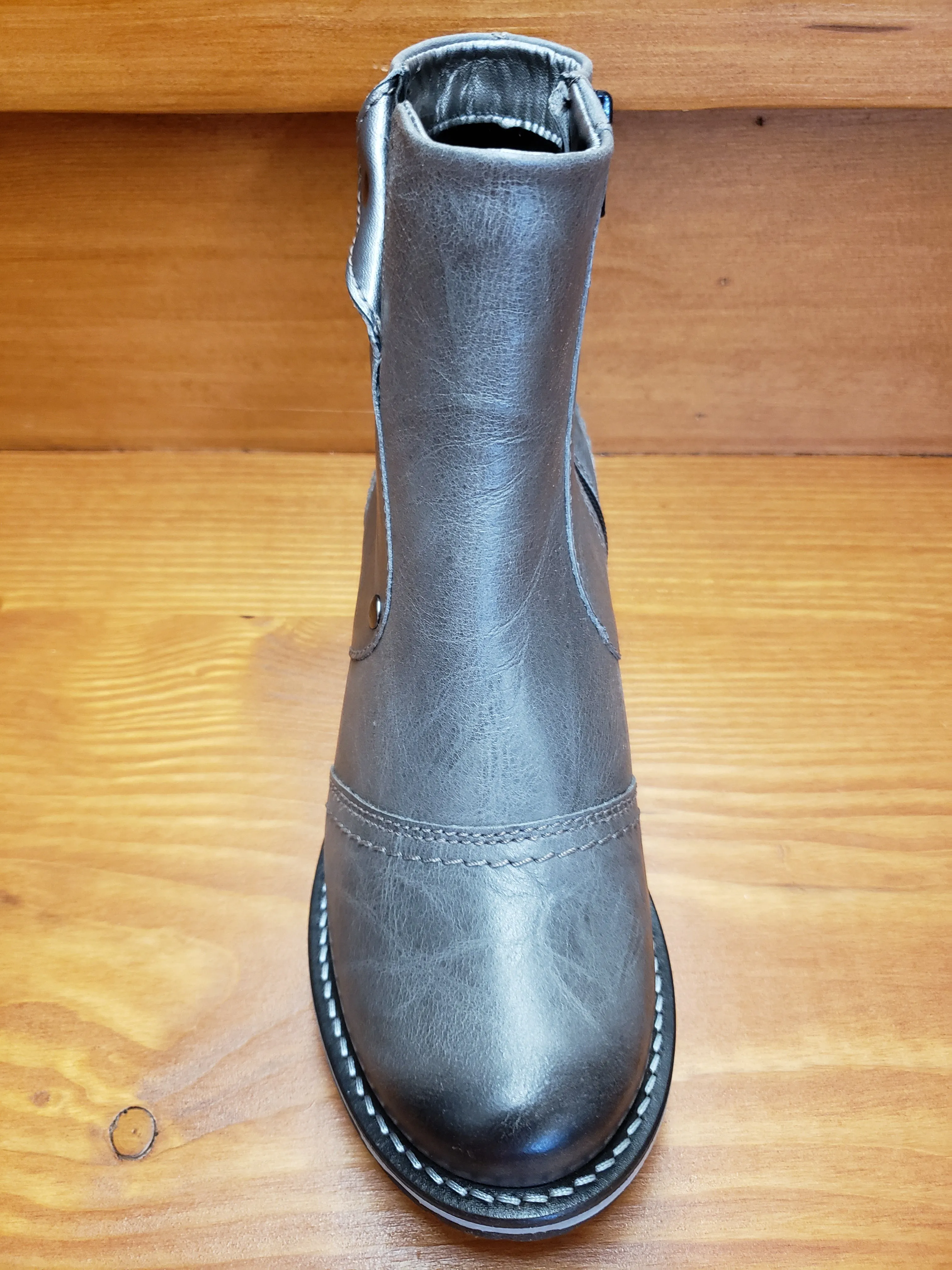 Groom Style Dromedaris Kassia Slate