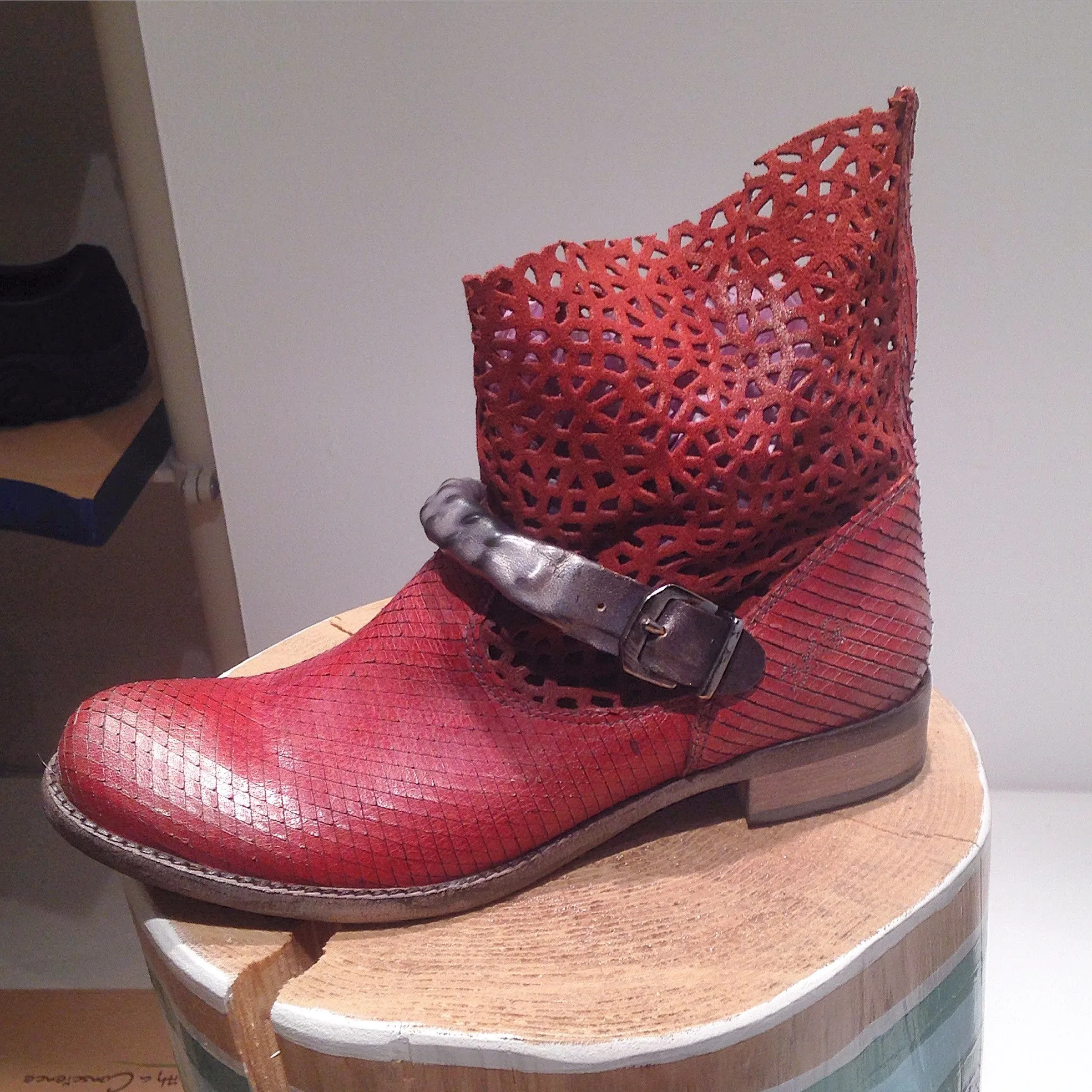 Bunker Soni B948-SCA20  -  Dreany Walk Friendly Warm Interior