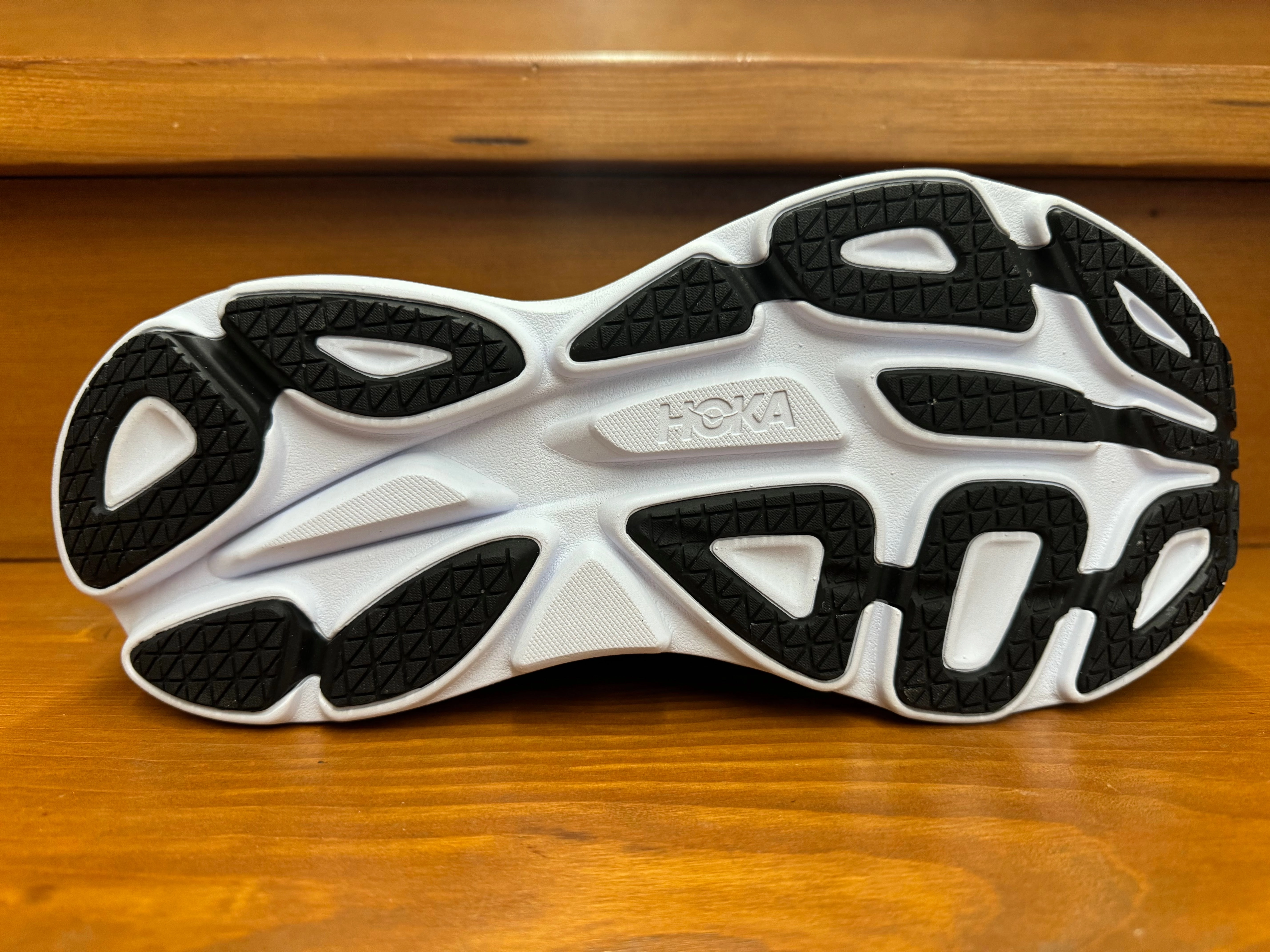 Hoka Bondi 8 Black/White 1123202 BWHT & 1127953 BWHT & 1127955 BWHT Vine Path