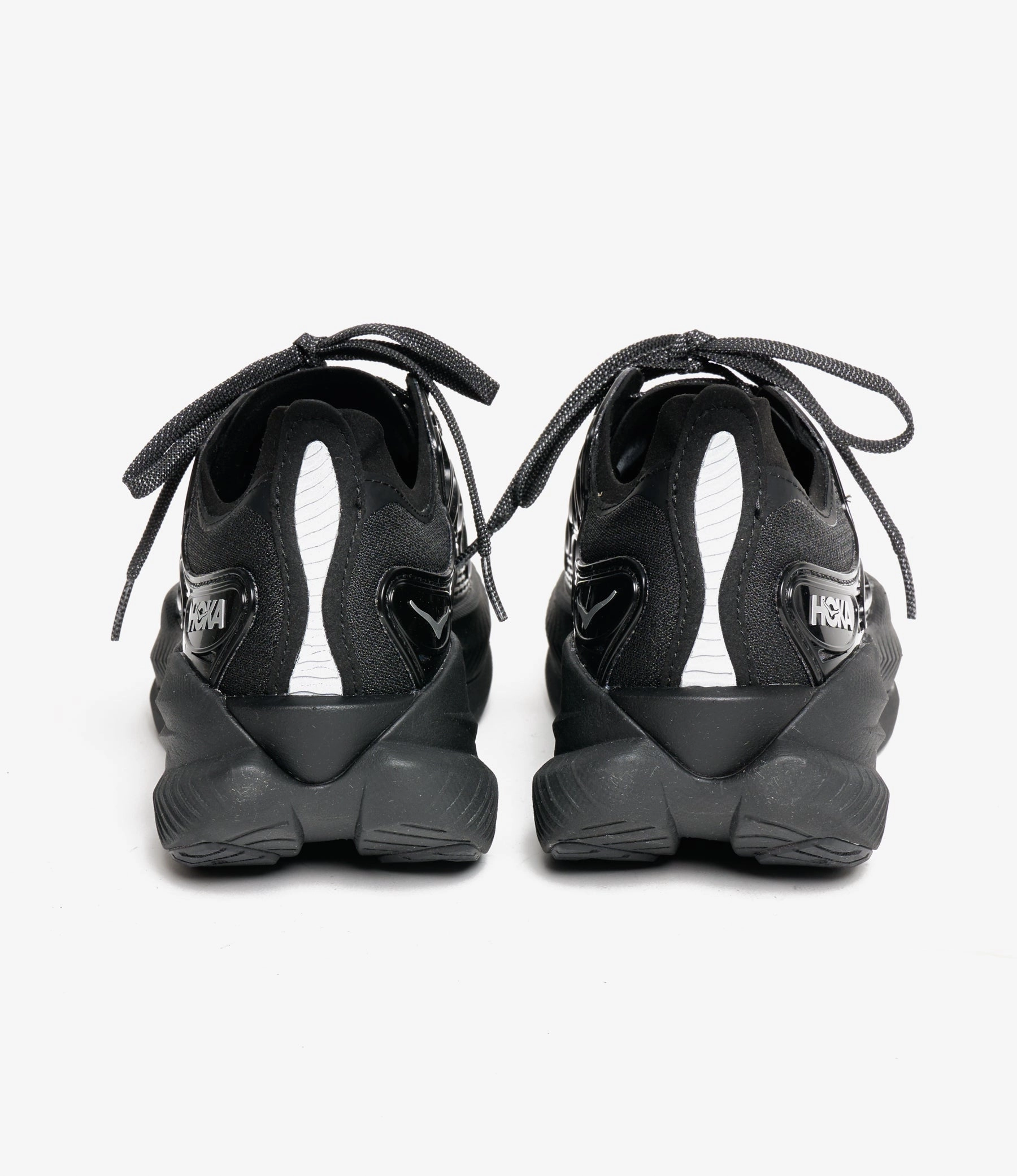 Mach x Caged - Black / Midnight Blue Subtle design Breathability