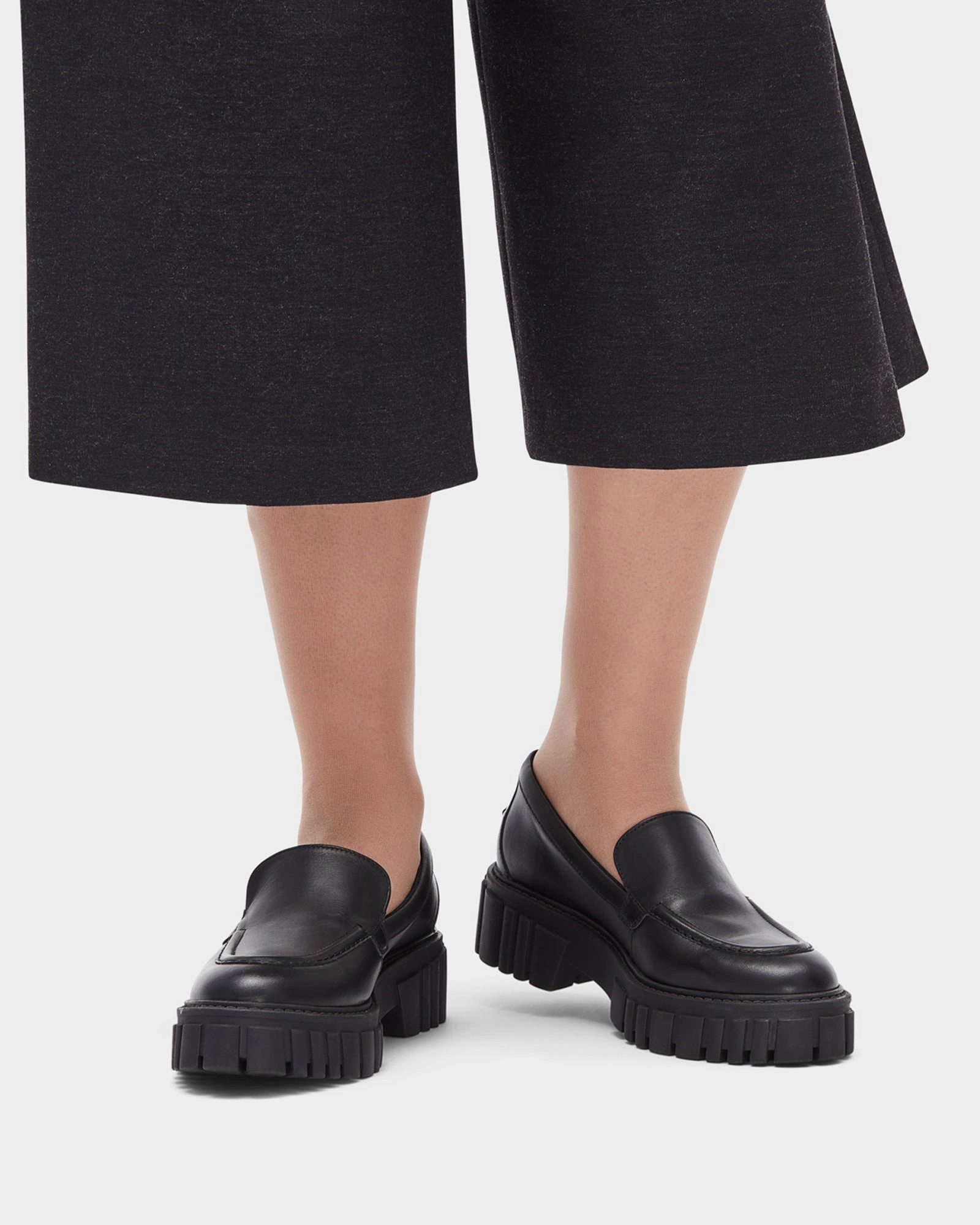 Urban Walking Office Go Page Loafer Black Leather