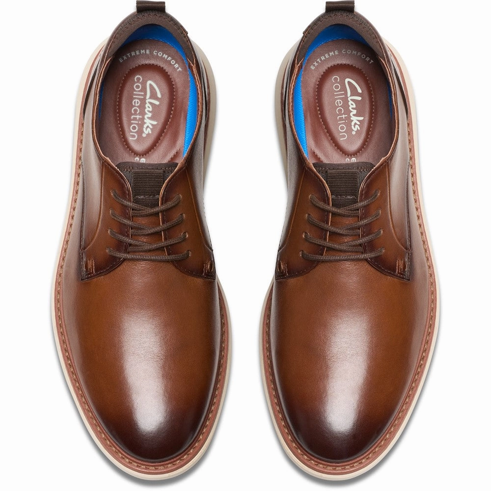 Clarks Brantin Plain Shoes Shell Walk