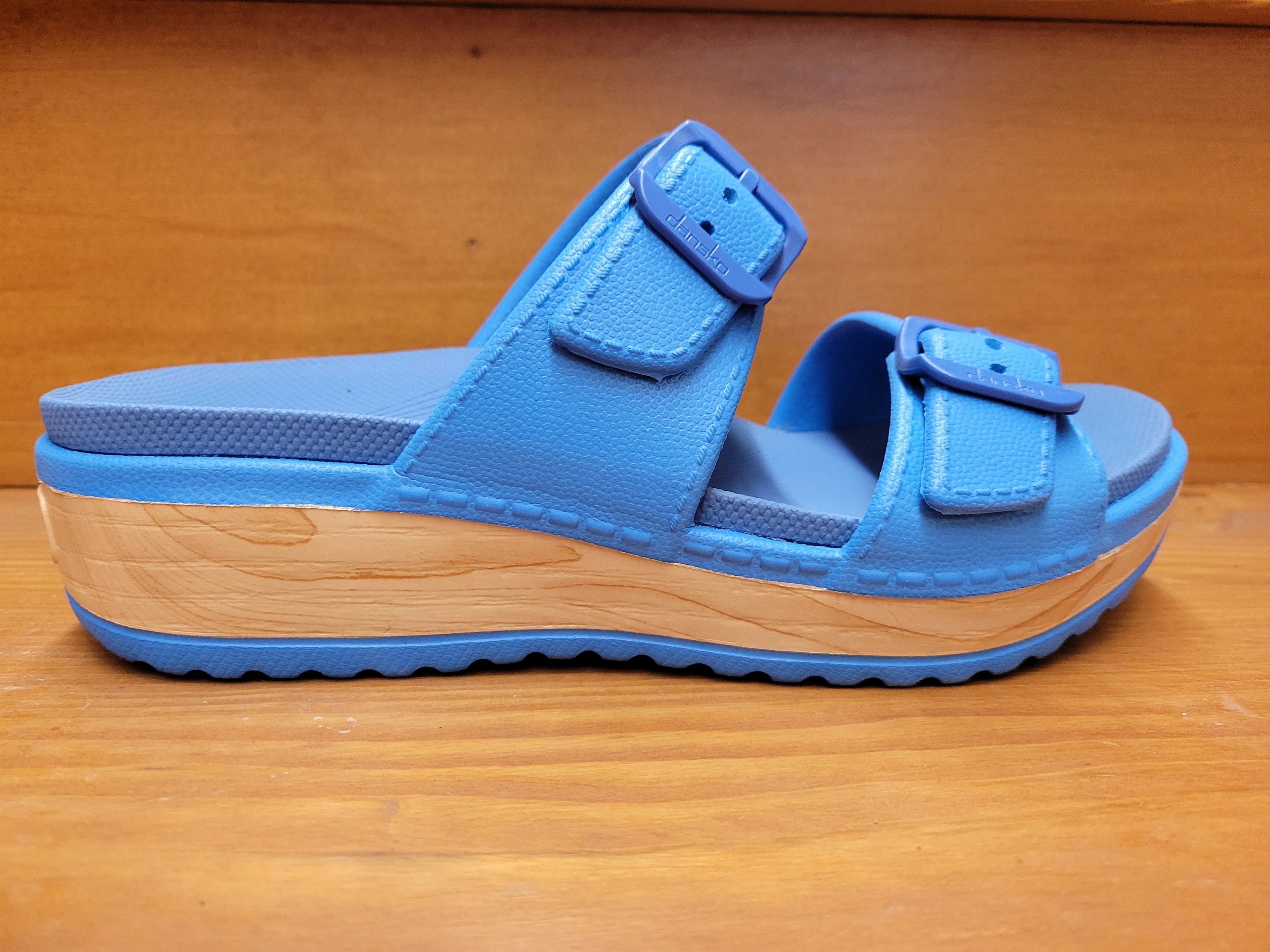 Spring Shine Vacation Flip-flops Dansko Kandi Blue Molded EVA