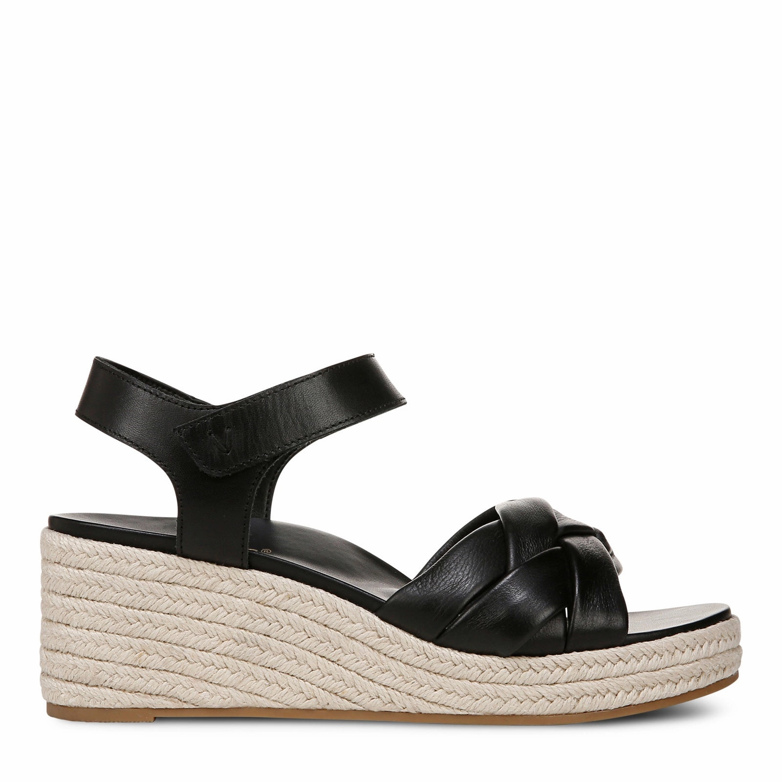 Women's Vionic, Saratoga Sandal Laidback Look Versatile Footwear