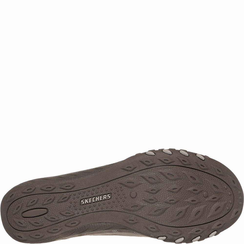 Skechers Breathe-Easy Home-Body Shoes Windy Weather Running Elastic cuffs