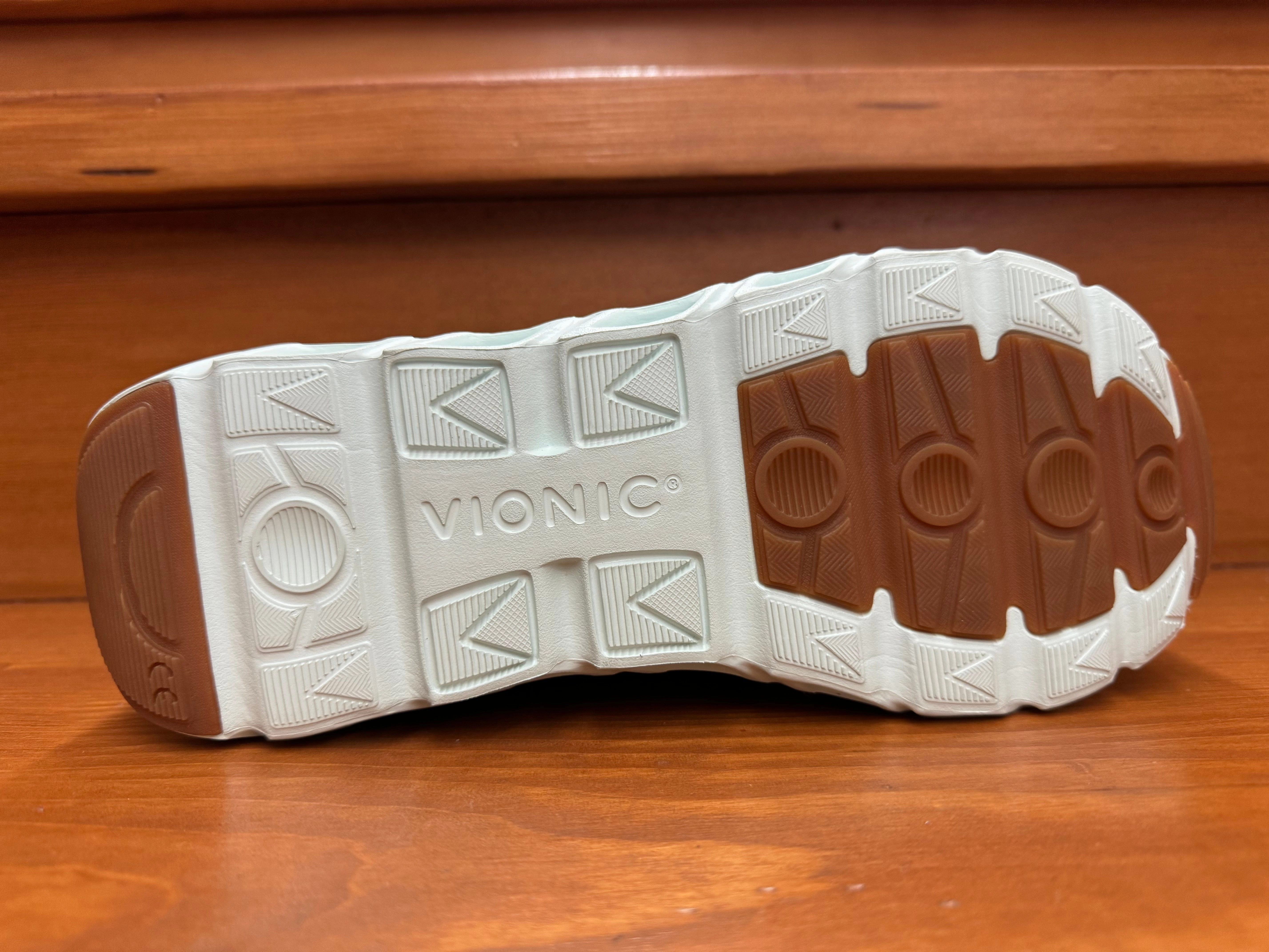 running in a train station area shoes Vionic Captivate Charcoal